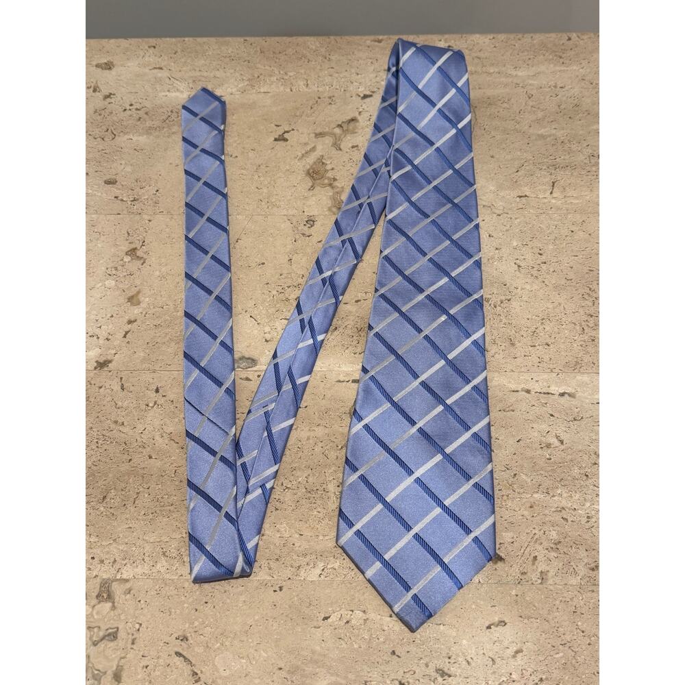 Men's Donald J. Trump Signature Collection Blue White Silk Neck Tie